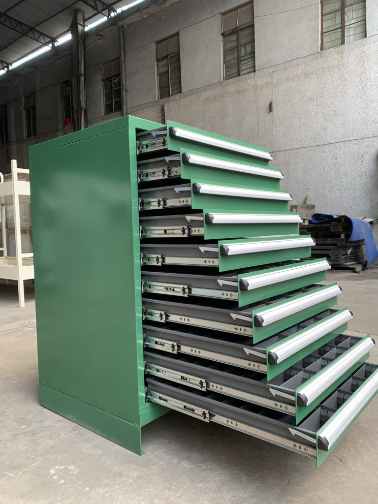 SFS-metal-cabinet-for-tools-storage