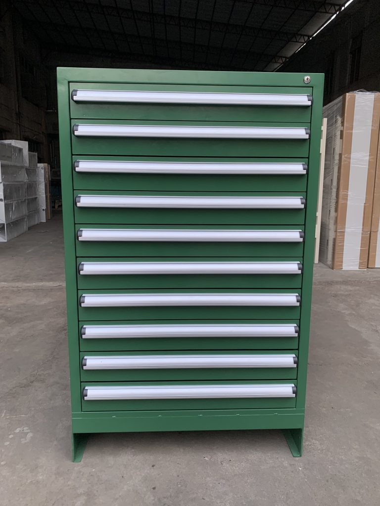SFS-metal-cabinet-for-tools-storage