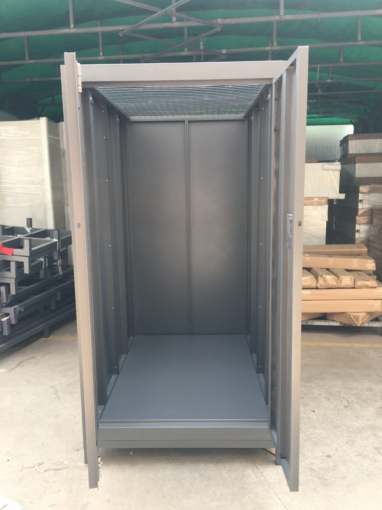 mini warehouse storage locker