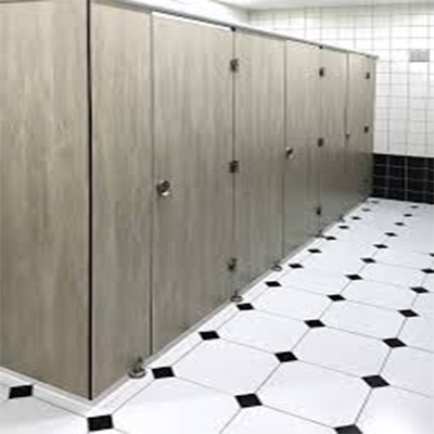 The HPL locker was applied in bath center.