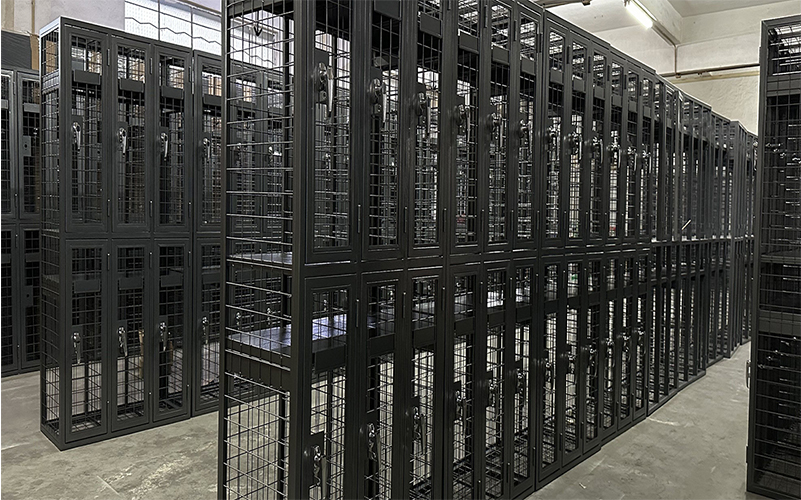 mesh lockers