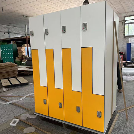 Phenolic wardrobe lockers