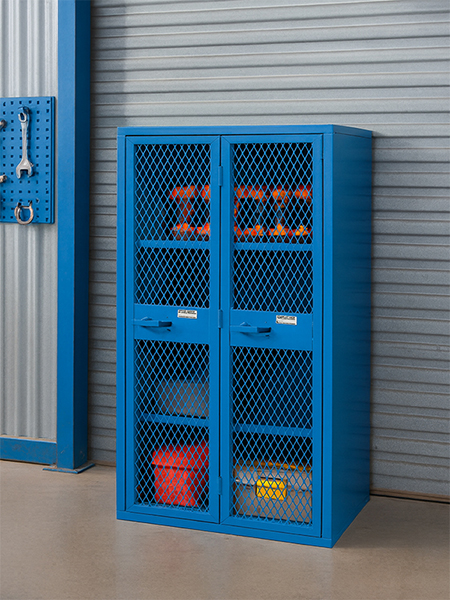 mesh locker for construction sites